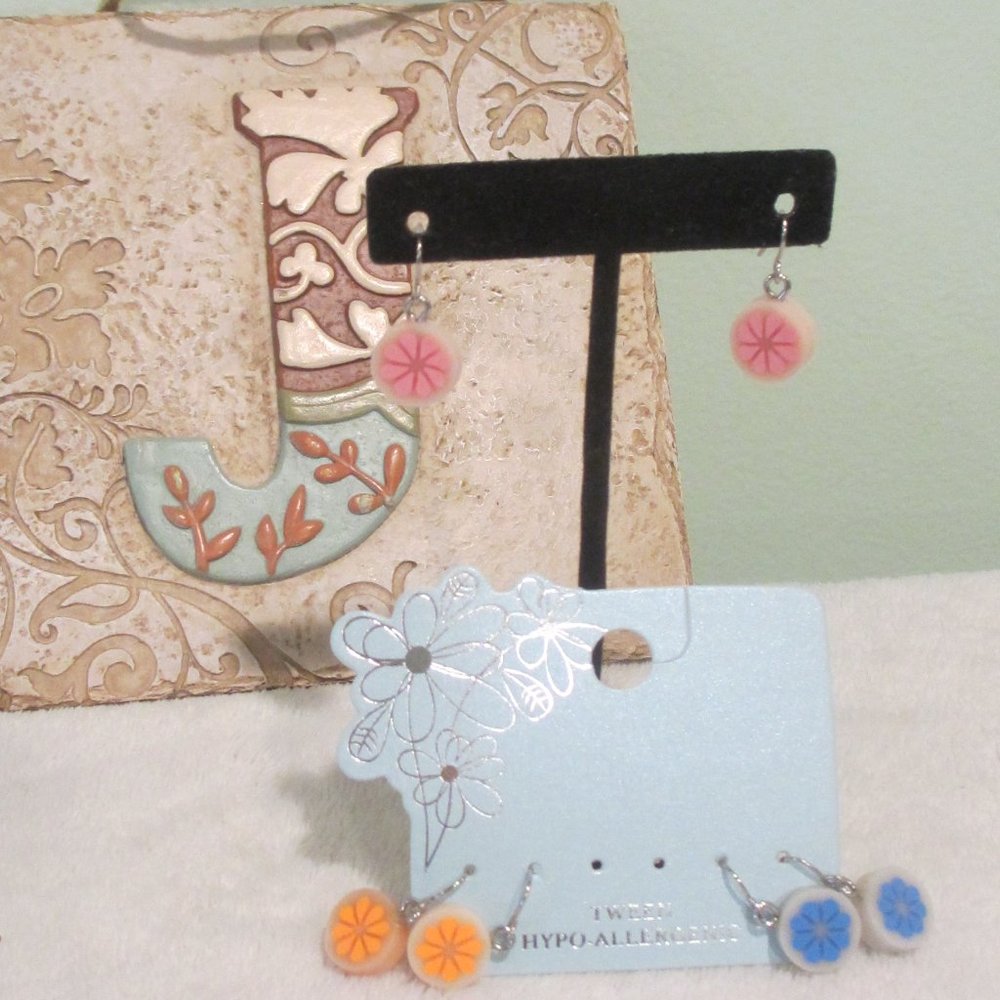 ♦️ B2G1FREE ♦️Tween hypoallergenic flower earring